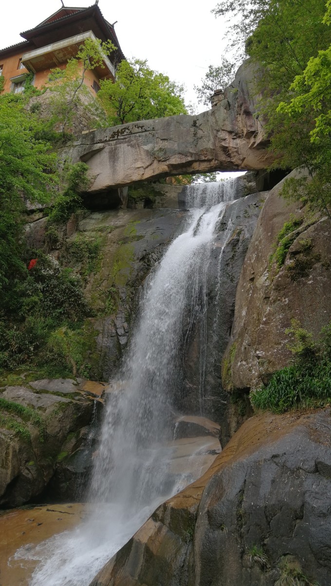 天台山旅游(天台山旅游攻略二日游)