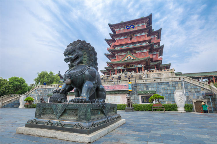 江西南昌旅游必去十大景点(江西南昌旅游必去十大景点周末游)