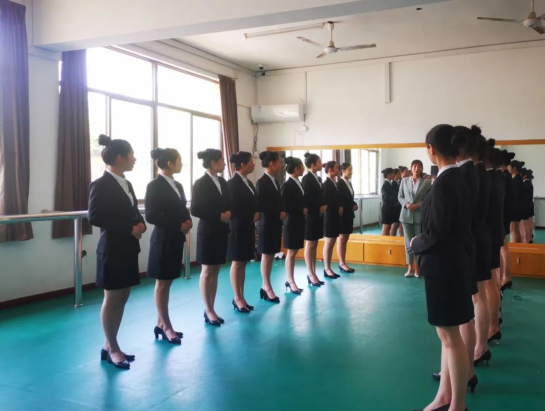 旅游学校(旅游学校都有什么专业)
