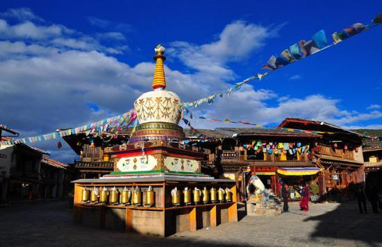 香格里拉旅游(香格里拉旅游最佳路线)