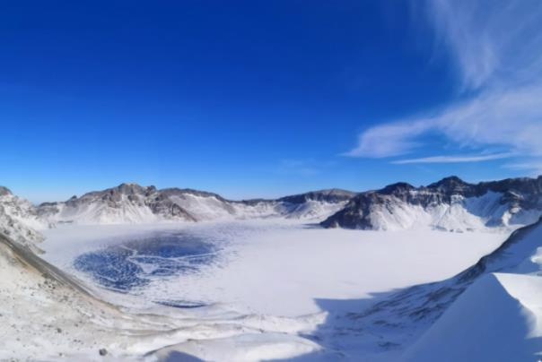 冬天适合去哪旅游(冬天适合去哪旅游呀而且便宜)