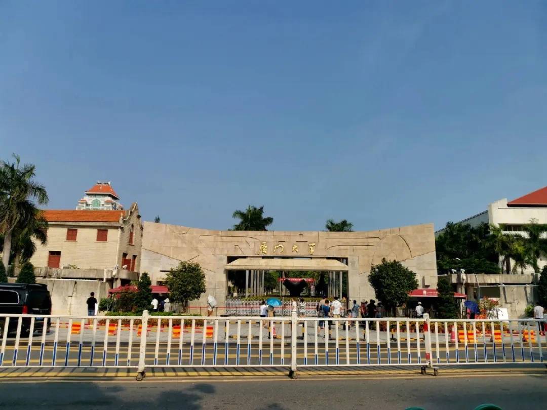 厦门土楼旅游攻略(厦门土楼旅游攻略一日游报团)