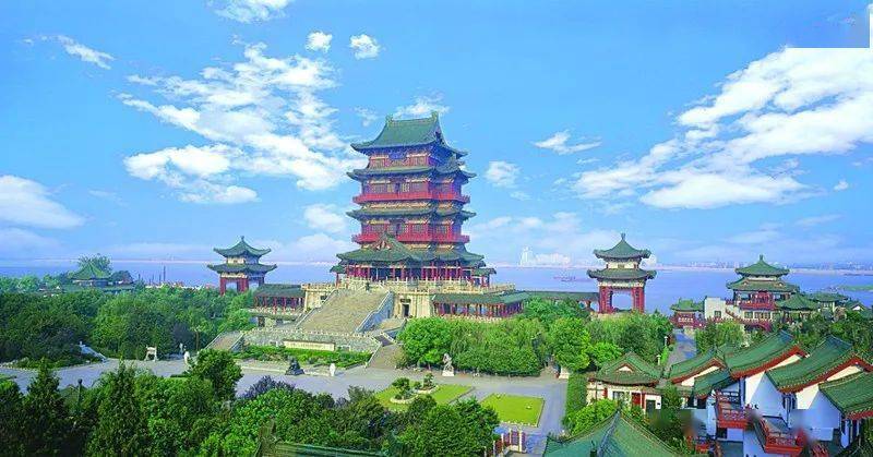 滕王阁旅游攻略(江西滕王阁旅游攻略)