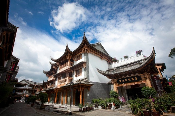 云南旅游住宿攻略(云南旅游住宿攻略图)