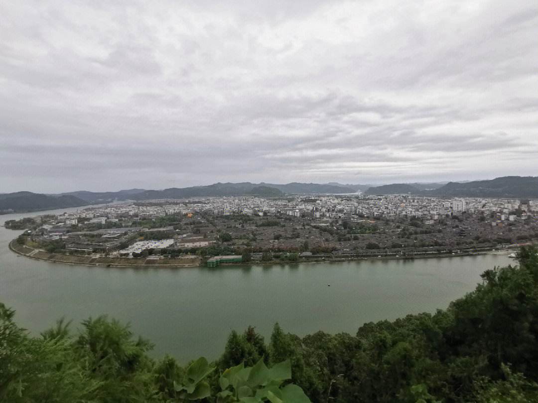 阆中旅游攻略(阆中旅游攻略线路图)