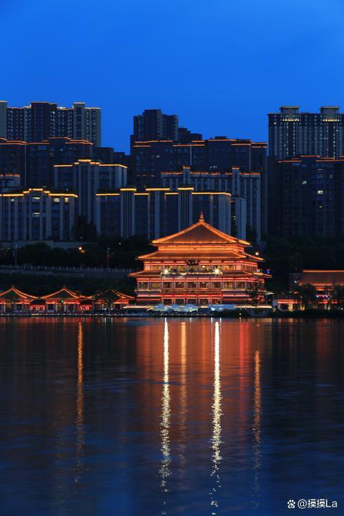 自驾西安旅游攻略(自驾西安旅游攻略自由行路线推荐图)
