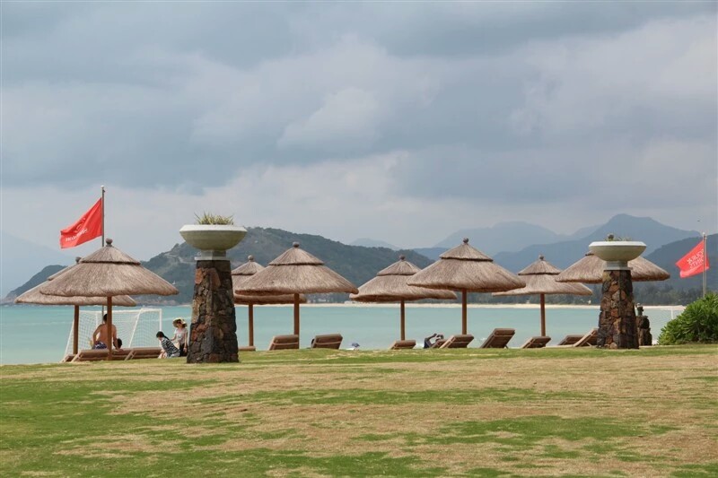 神州半岛旅游攻略(石梅湾和神州半岛哪个好)