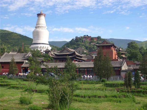 五台山风景区旅游攻略(五台山游玩攻略指南)