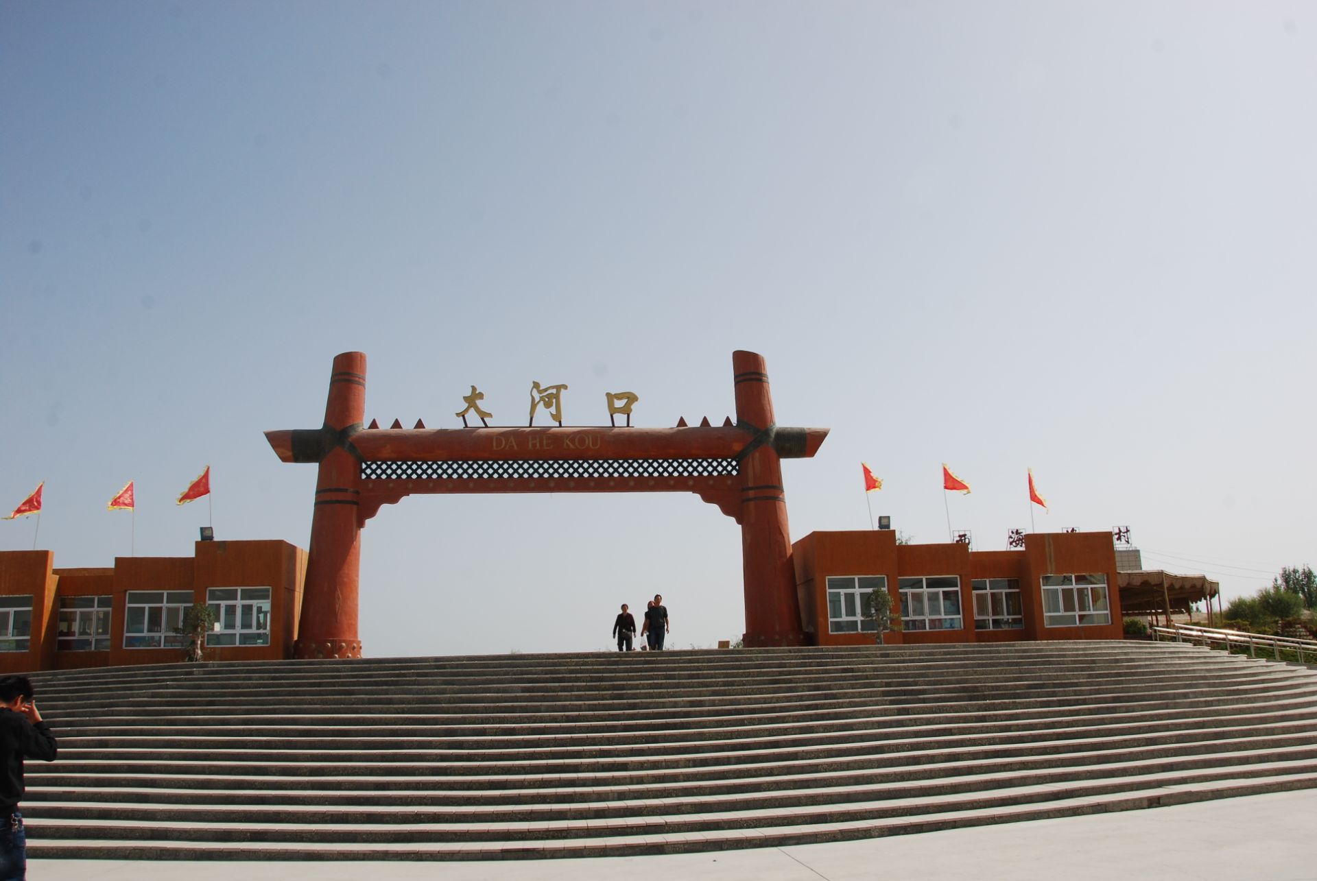 库尔勒旅游攻略(库尔勒旅游攻略路线图简笔画)
