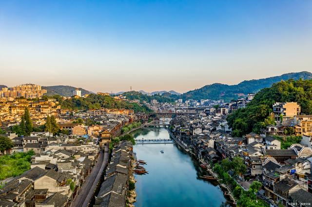 吉首旅游攻略(吉首十大旅游景点)