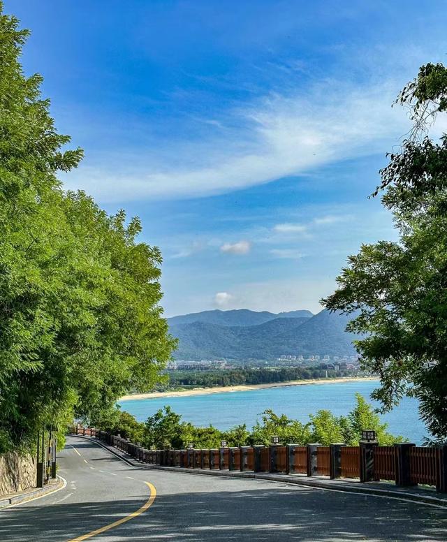 三亚春节旅游攻略(三亚春节旅游攻略及费用国际旅行社)