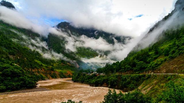 怒江旅游攻略(怒江旅游攻略详细)